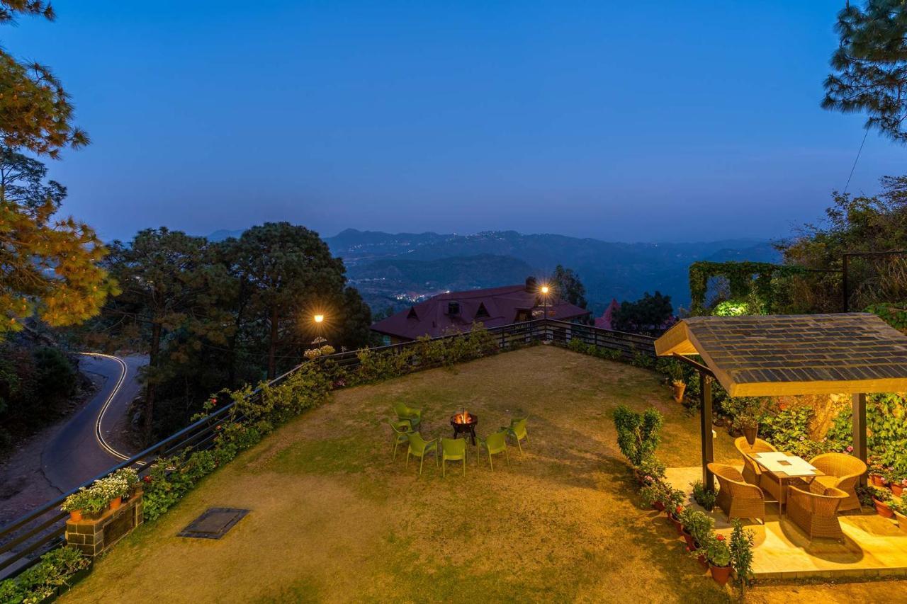 Stayvista At Floradale W Jacuzzi & Wood-Fire Pizza كاساولى المظهر الخارجي الصورة
