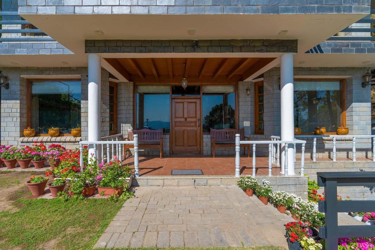 Stayvista At Floradale W Jacuzzi & Wood-Fire Pizza كاساولى المظهر الخارجي الصورة